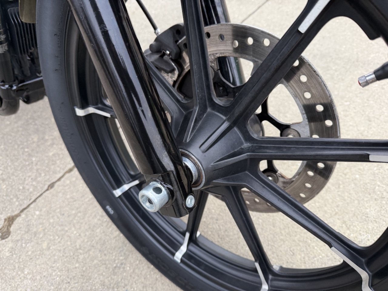 2016 Harley-Davidson Iron 883